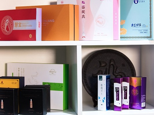 河南化妝品包裝紙盒流行的燙印工藝