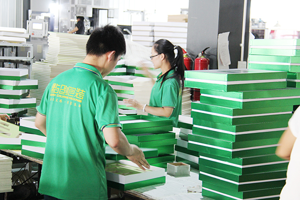 化妝品包裝生產廠家