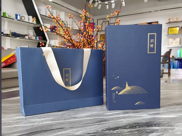 鄭州定做包裝盒廠家告訴你包裝盒價格能壓下來嗎？