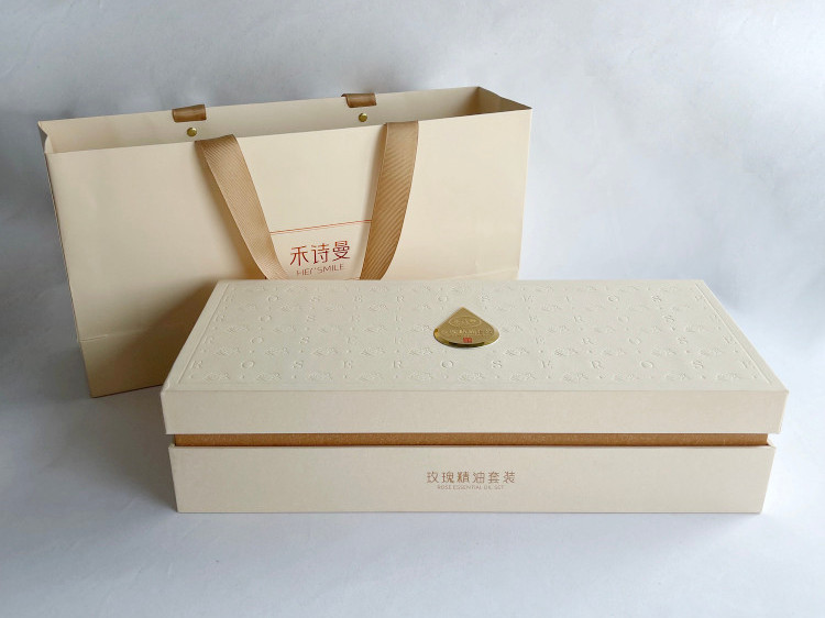 化妝品套盒-高端精品盒定制-禾詩曼